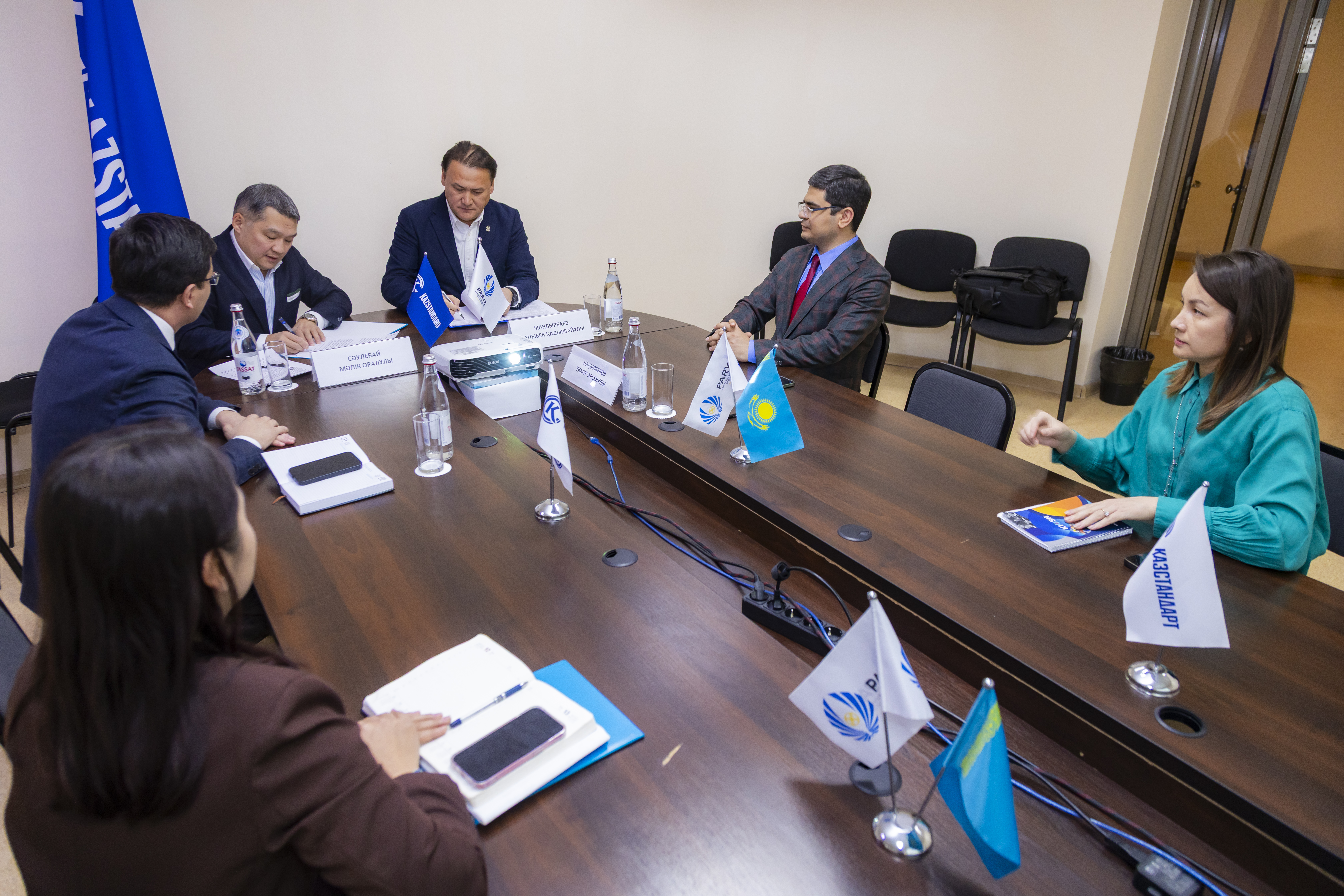 КазСтандарт усиливает диалог с работодателями через PARYZ